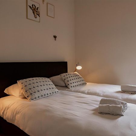 Dutchen Suitelodges Gooilanden Loosdrecht Ruang foto